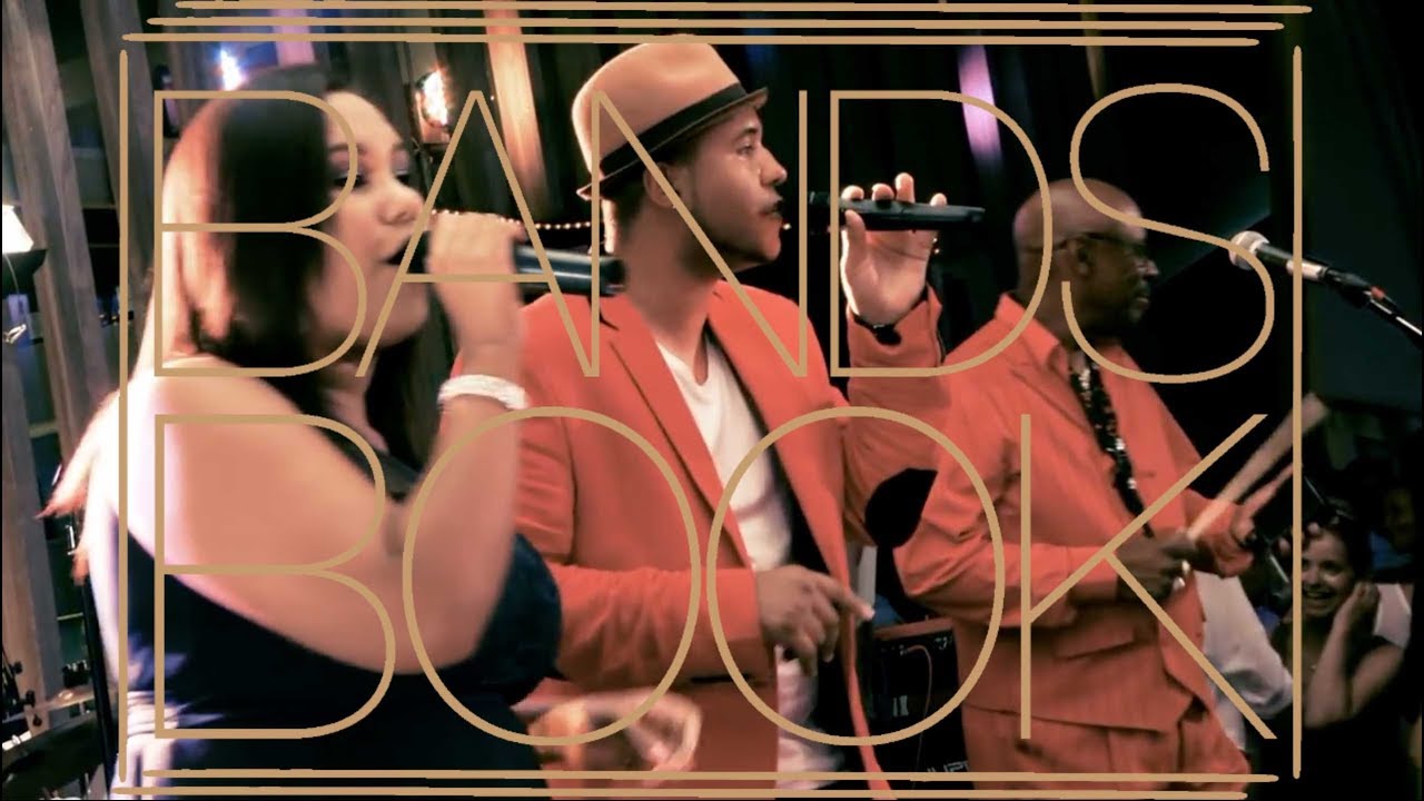Die Hochzeitsband The JamRays live in voller Besetzung: Funk, Soul und Party-Klassiker vor tanzendem Publikum.